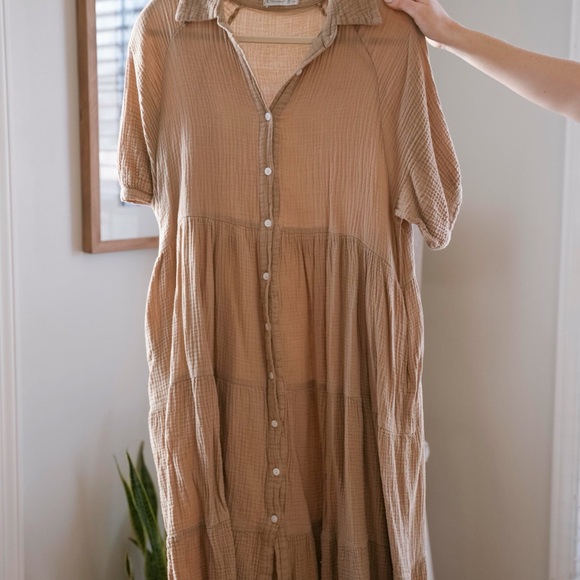 R. Vivimos Dresses & Skirts - Relaxed Button-Front Midi Dress in Tan
